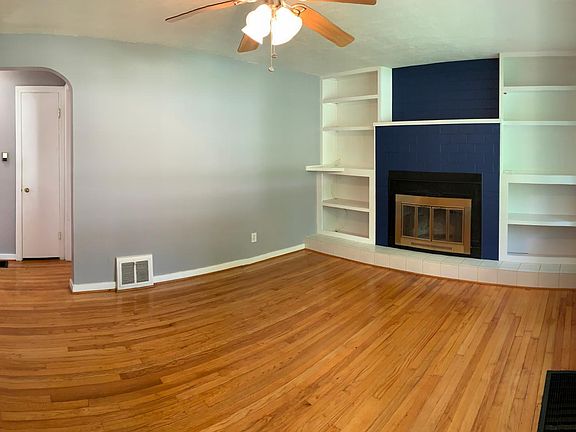 2nd image of 8005 Washington St