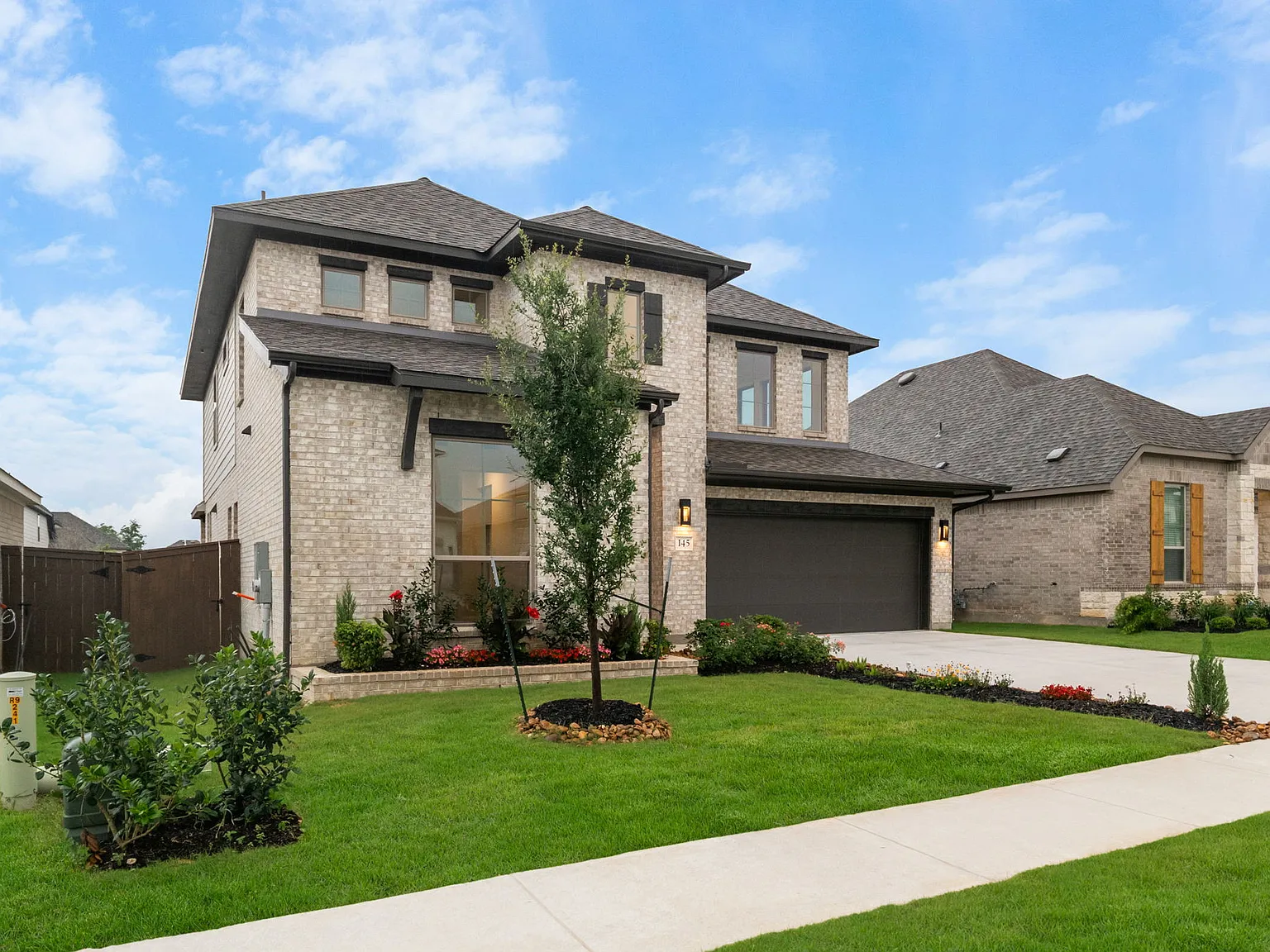 4 bed, 3.5 bath, 2561 sqft, $3,850 — Photo 3