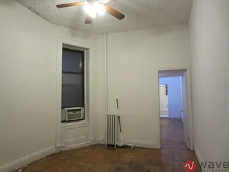 Rented by Wave Real Estate Group