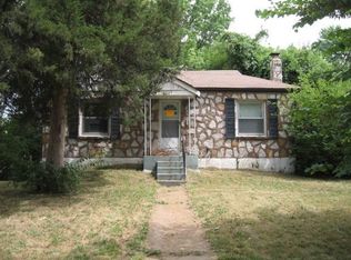 8263 Montreal Dr, Saint Louis, MO 63132