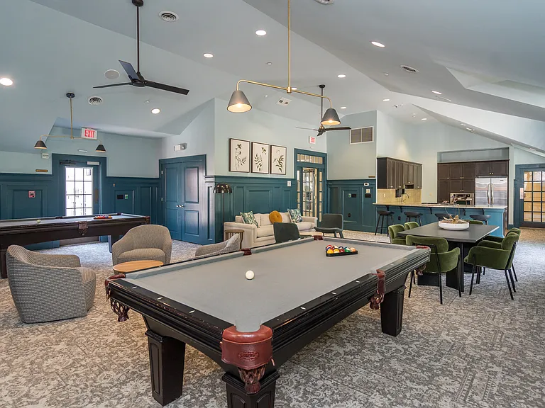 Malvern Manor Apartments — Photo 28