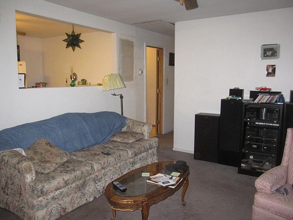 4th image of 5 Ford Ln