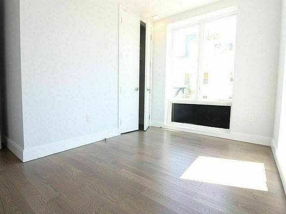 4th image of 28 Wilson Ave #A3a