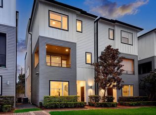 2427 W 11th St, Houston, TX 77008