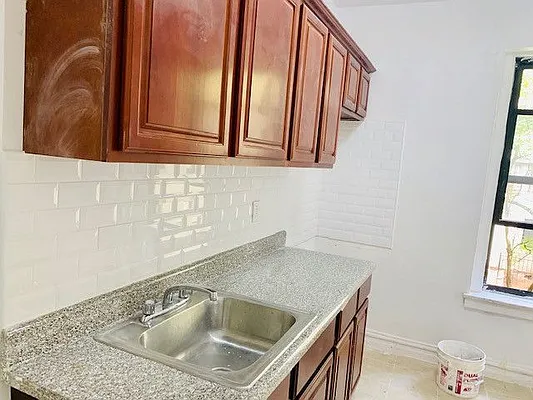 Rented by Camelot Realty Group | media 22