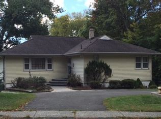 44 Jackson Ave, Wayne, NJ 07470