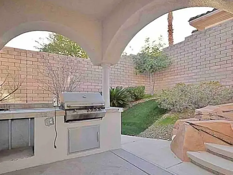 609 Puenta Del Rey St — Photo 59