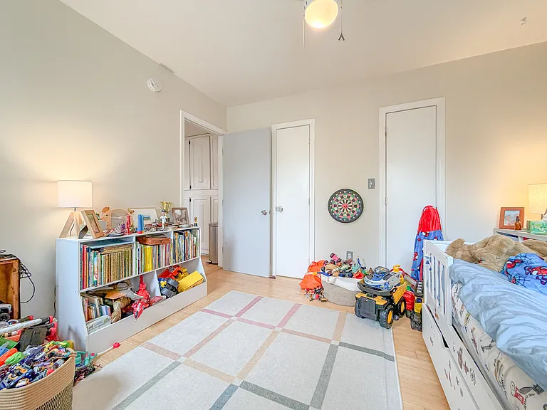 9 Tate St #1 — Photo 26
