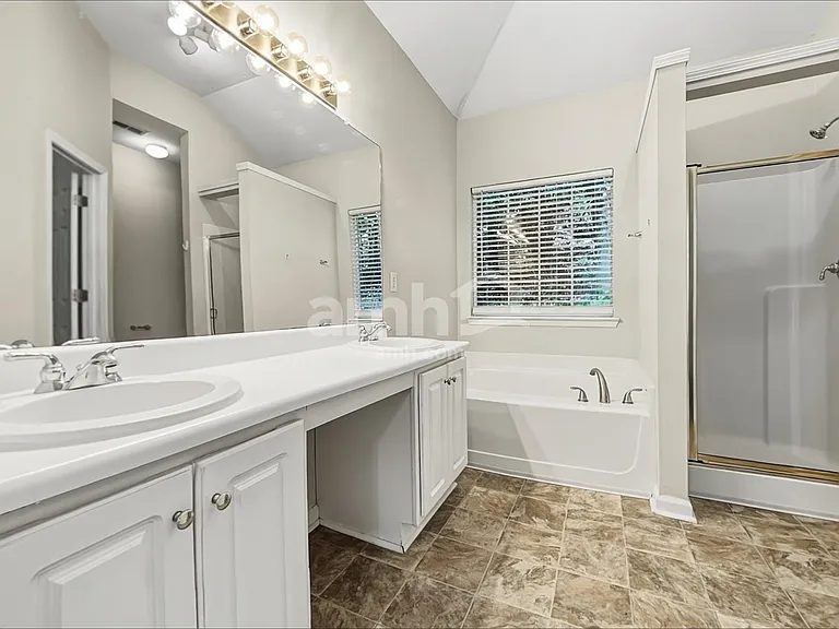 2259 Howell Farms Trl NW — Photo 11