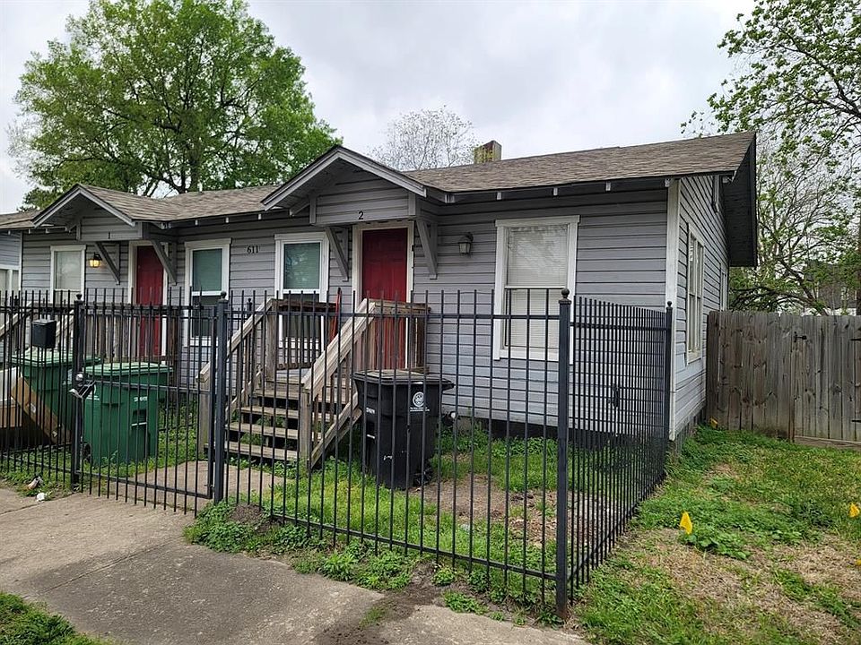 1st image of 611 Schweikhardt St APT 1