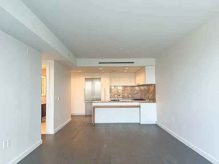One Park Condos — Photo 16