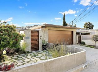 3808 Franklin Ave, Los Angeles, CA 90027