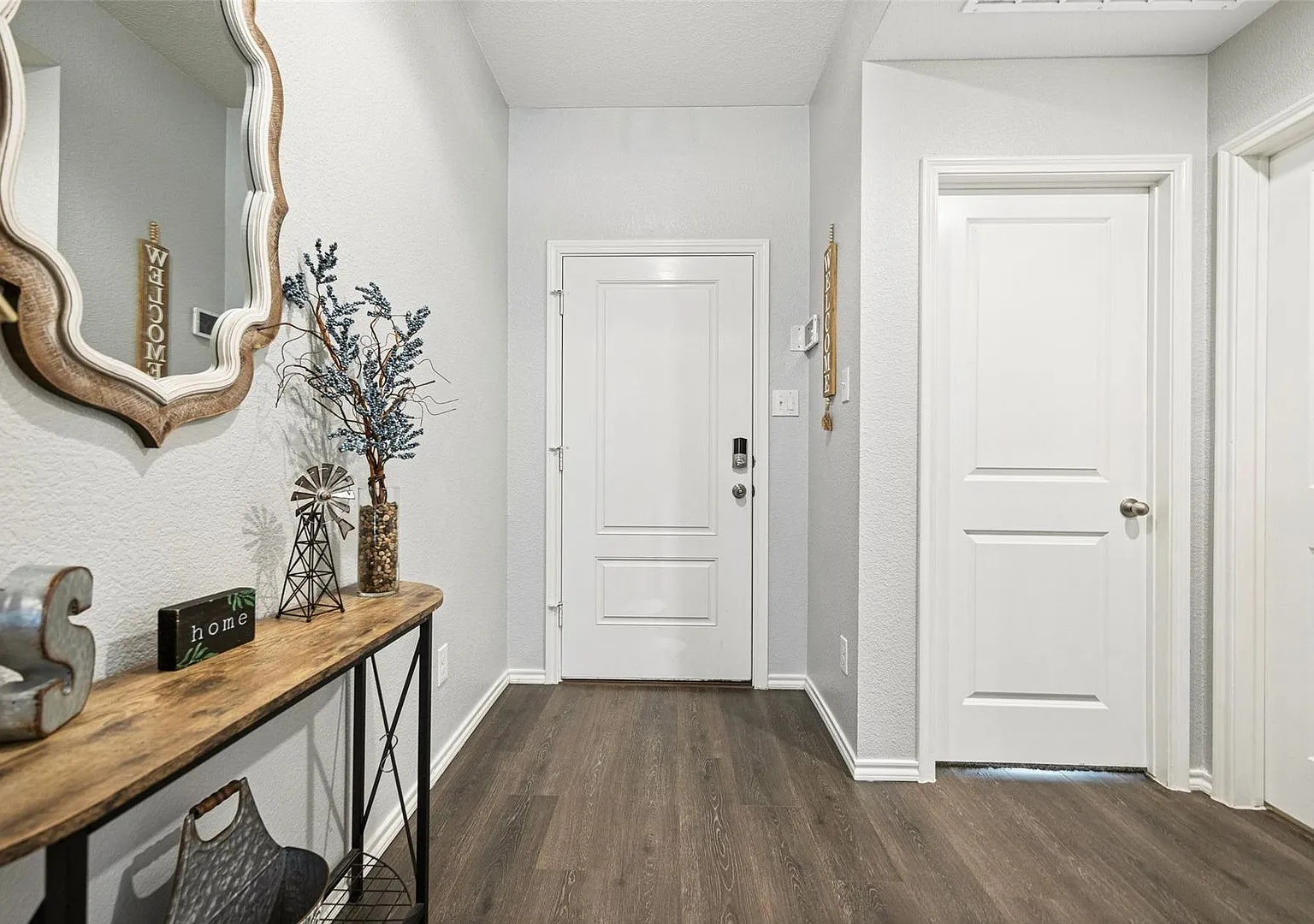 You will want to see this home as it is a great value! Located at the back of the Magnolia neighb... — Photo 2