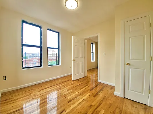 Rented by Bohemia Realty Group | media 16