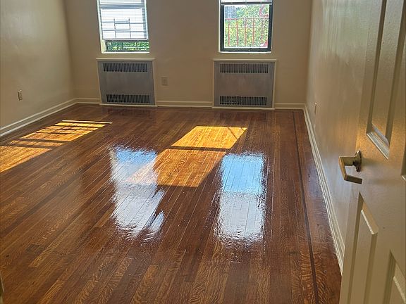 3rd image of 8921 153rd St #Vb48