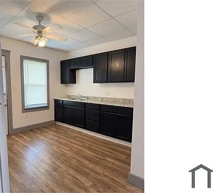 3 bed, $1,638 — Photo 2
