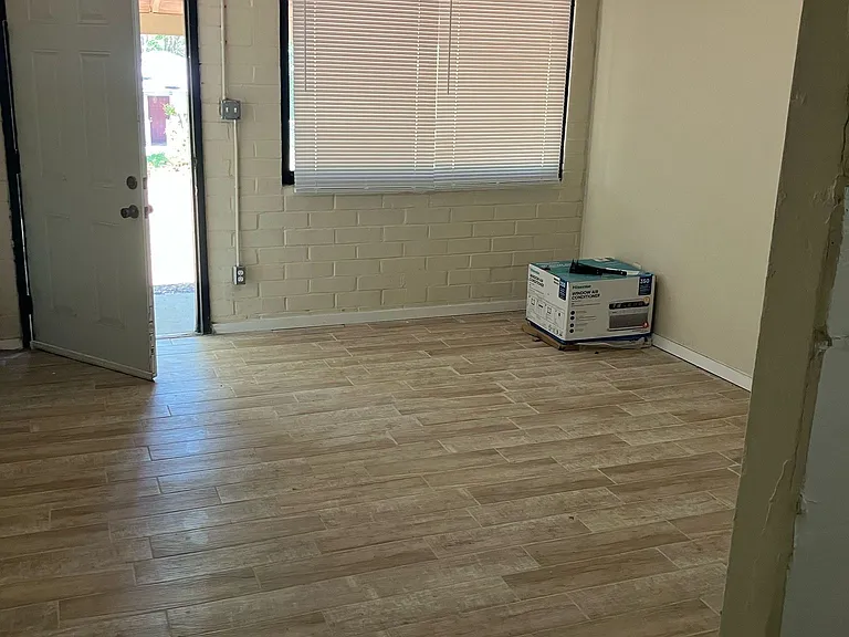 521 Hall St #1 — Photo 21