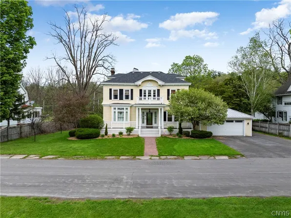 121 The Vineyard, Oneida, NY 13421