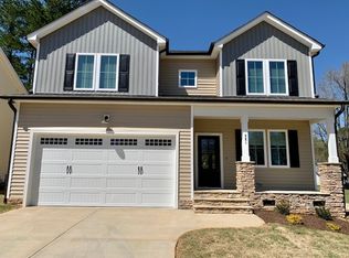 821 Trinity Park Dr, Wake Forest, NC 27587