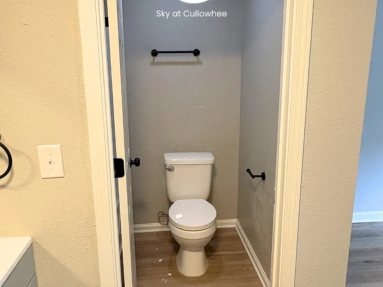 Sky at Cullowhee - Modern Living! - 50 % off First month — Photo 18
