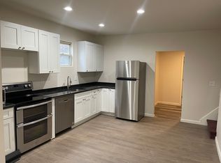 762-764 School St #1, Crescent, PA