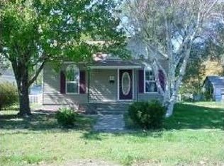 705 N 8th St, Benld, IL 62009