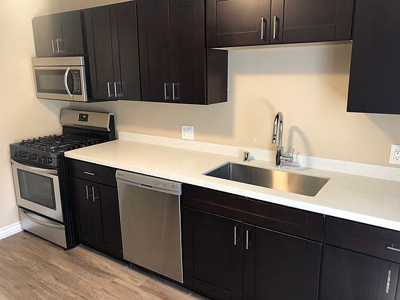 5th image of 4526 Kansas St APT 5