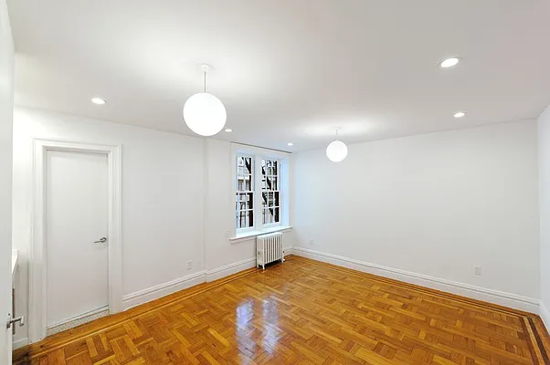 Rented by Aether Property Group | media 20