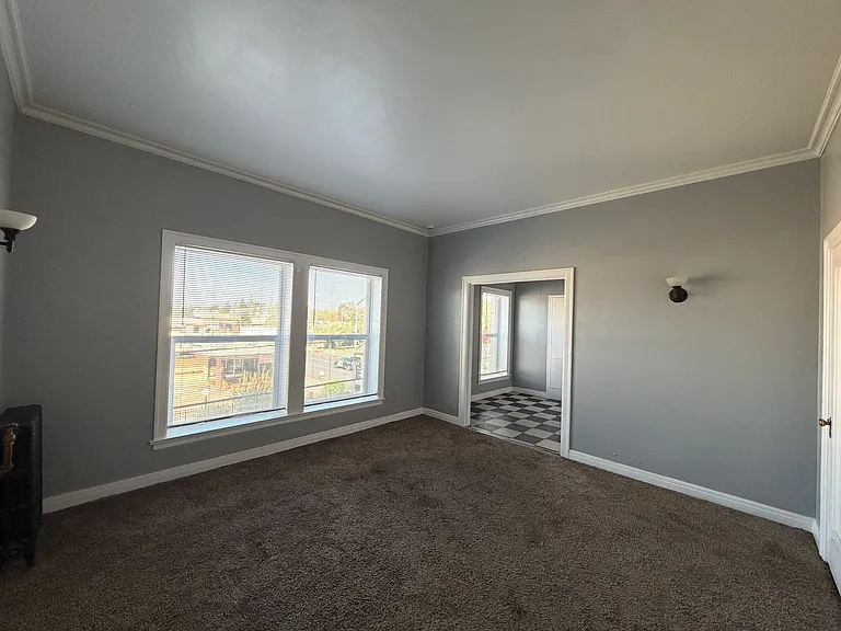Eden Square Apartments — Photo 34