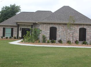 9030 Taylor Cir, Orange, TX 77630