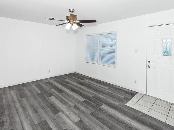 5th image of 532 Saint James Ln