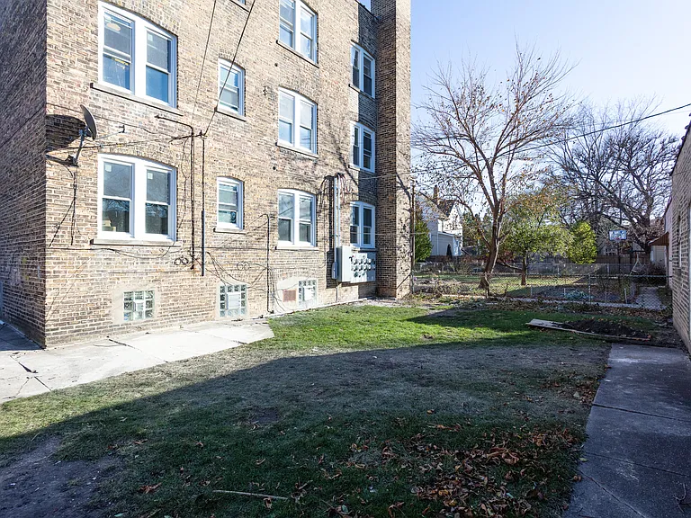 4122 N Keeler Ave #1E — Photo 16