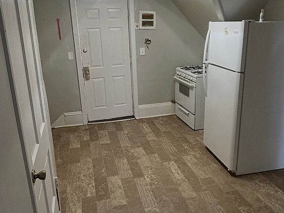 2nd image of 1408 N Lee St #3
