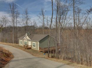 662 Blackwater Ridge Ln, Glade Hill, VA 24092