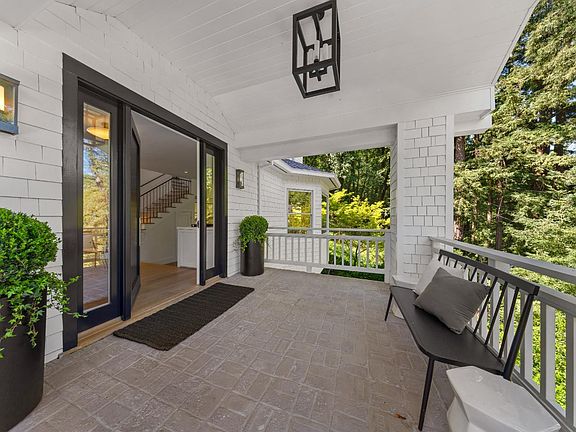 4th image of 80 Laurel Grove Avenue