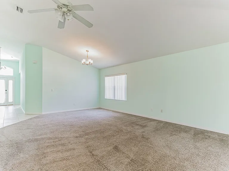 1173 Kilkenny Ln — Photo 11