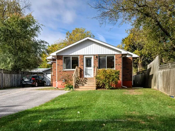 126 County Road 10 Rd, Prince Edward County, ON K0K 2T0