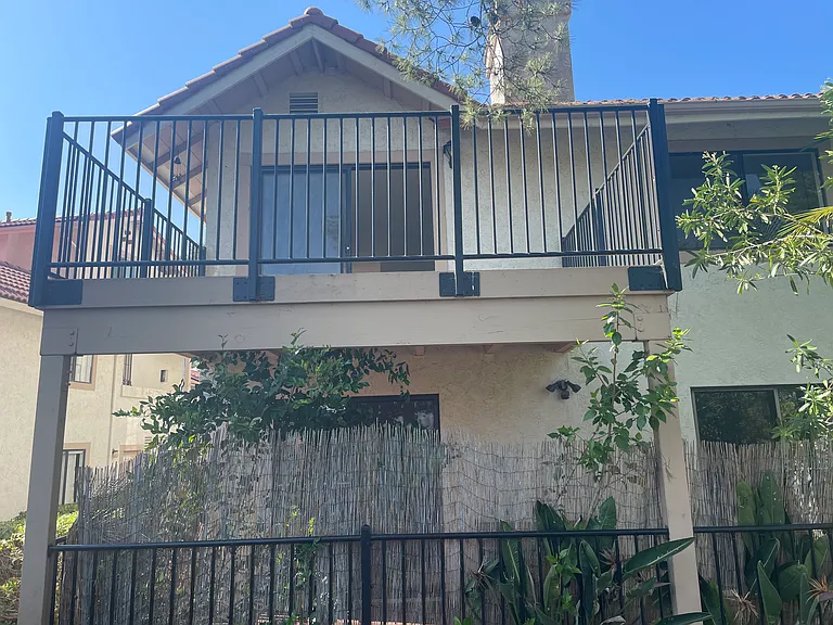 3117 Avenida Topanga — Photo 2