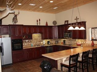 5711 Old Jackson Rd, Forest, MS 39074