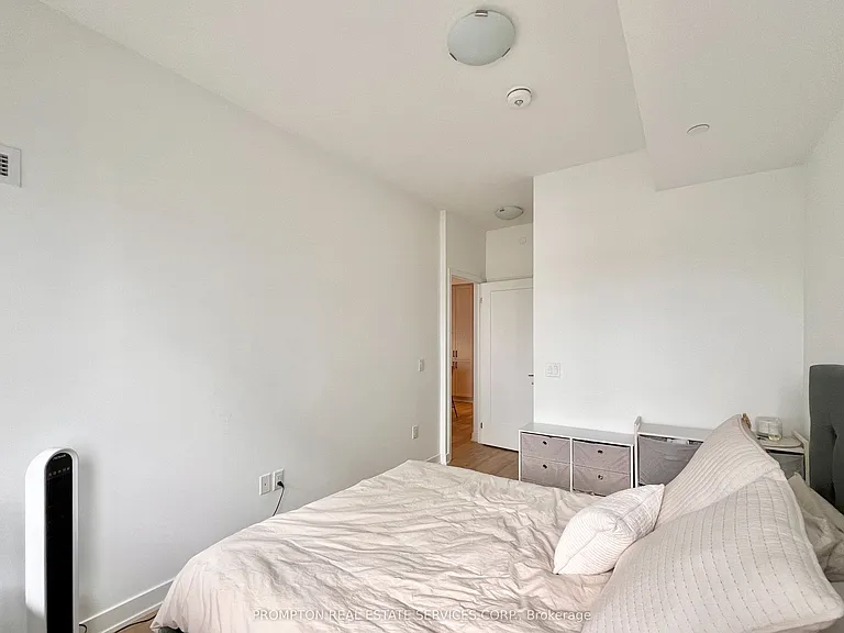 95 Oneida Cres #1208 — Photo 14
