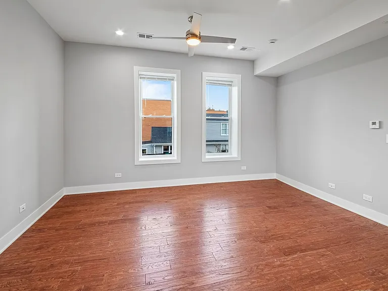 1336 W Ohio St #3R — Photo 13