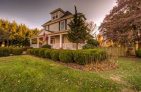 3rd image of 813 Holston Ave