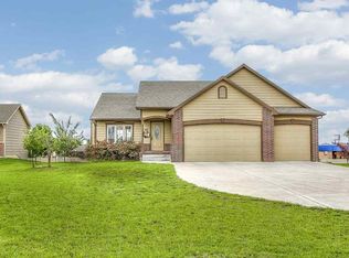130 W Harmony Ct, Rose Hill, KS 67133
