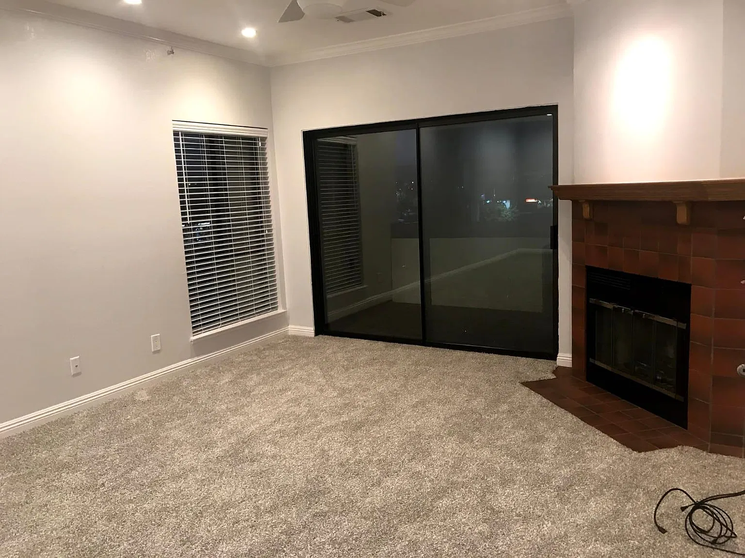 2 bed, 1071 sqft, $3,050 — Photo 2