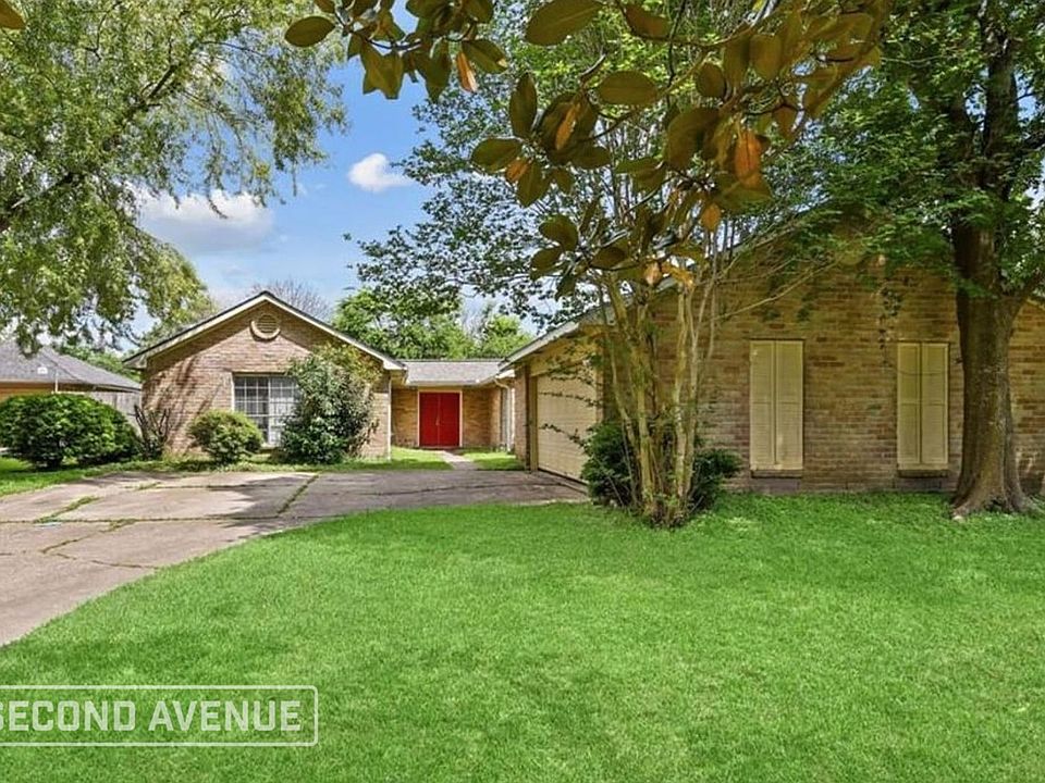 1st image of 11710 Moltere Dr