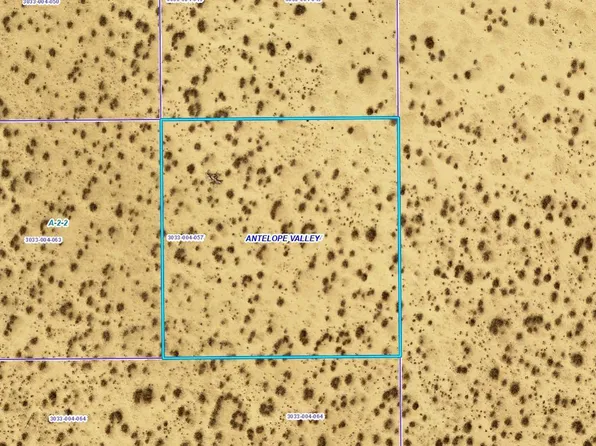 Vic Ave N #S10, Palmdale, CA 93591