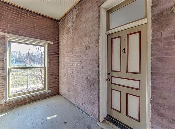 2nd image of 1901 Utah St #4