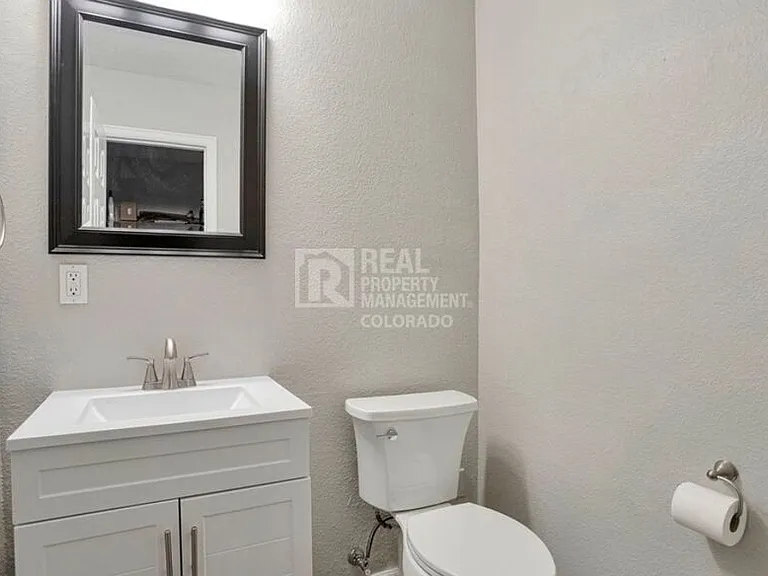 9911 Aftonwood St — Photo 9