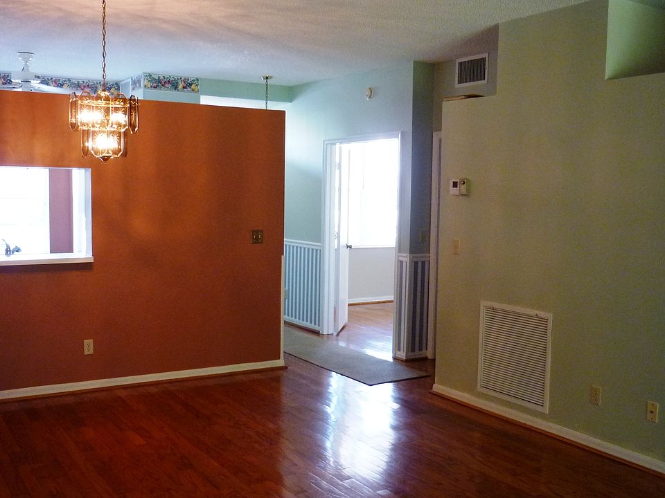 1st image of 18081 SE Country Club Dr APT 37-364