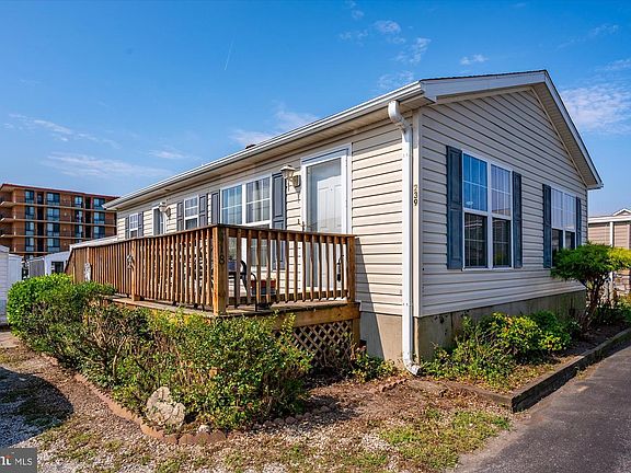 3rd image of 239 Mallard Ln